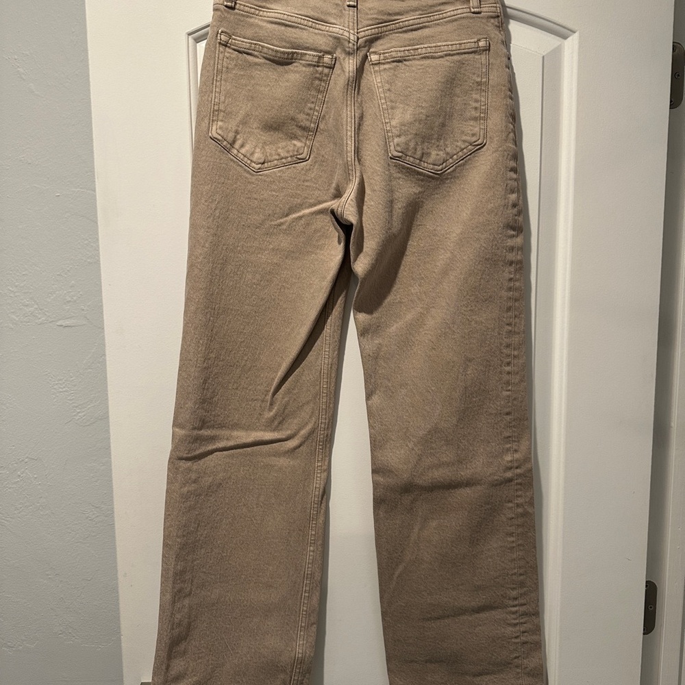 A&F Beige Jeans - Picture 5 of 5